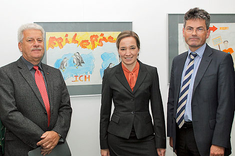 Dr. Kristina Schröder, Wolfgang Walther und Dr. med. Felix Rosenow 